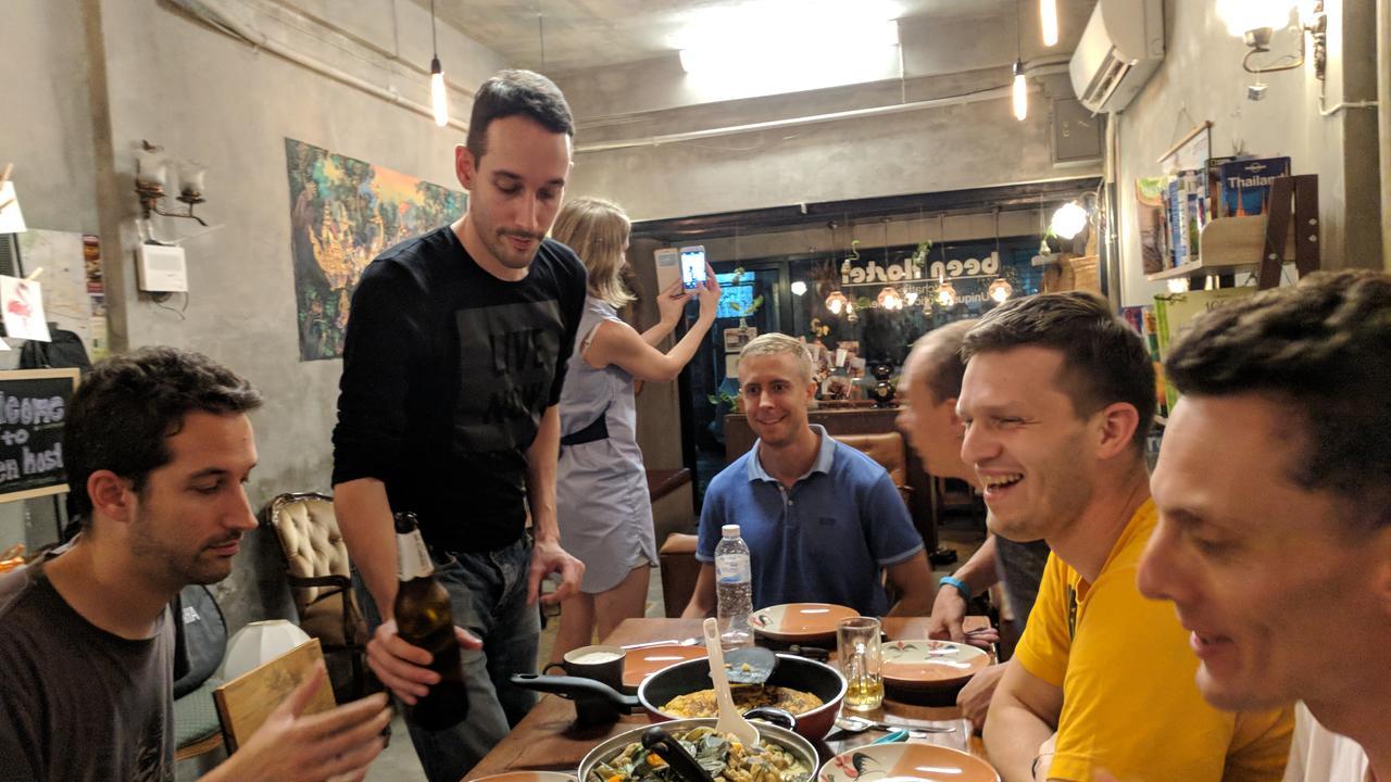 Been Hostel Ratchathewi Банкок Екстериор снимка