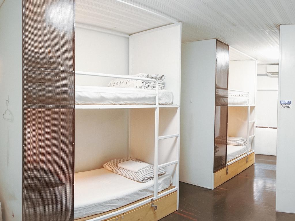 Been Hostel Ratchathewi Банкок Екстериор снимка